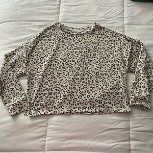 Antistar Leopard Cheetah Print Crop Sweatshirt - Small